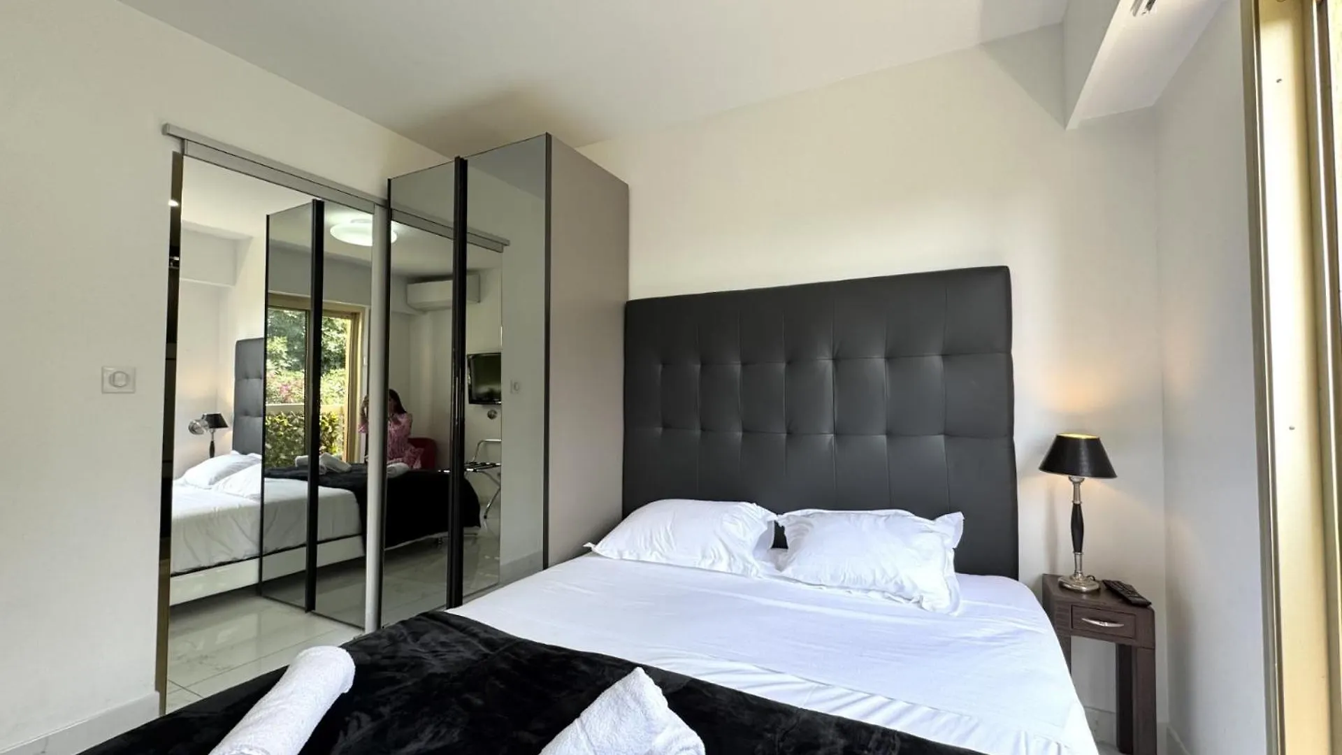 Aparthotel Riviera - La Terrasse De Clairefontaine - Swimming Pool - Fabron نيس شقة