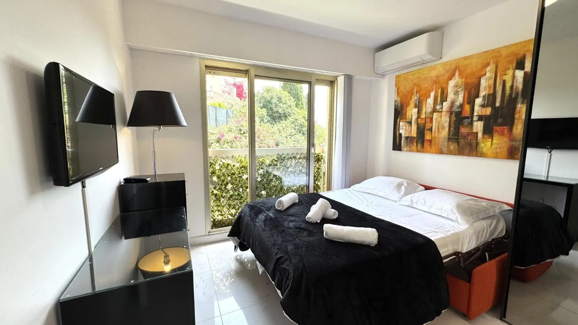شقة Aparthotel Riviera - La Terrasse De Clairefontaine - Swimming Pool - Fabron نيس فرنسا