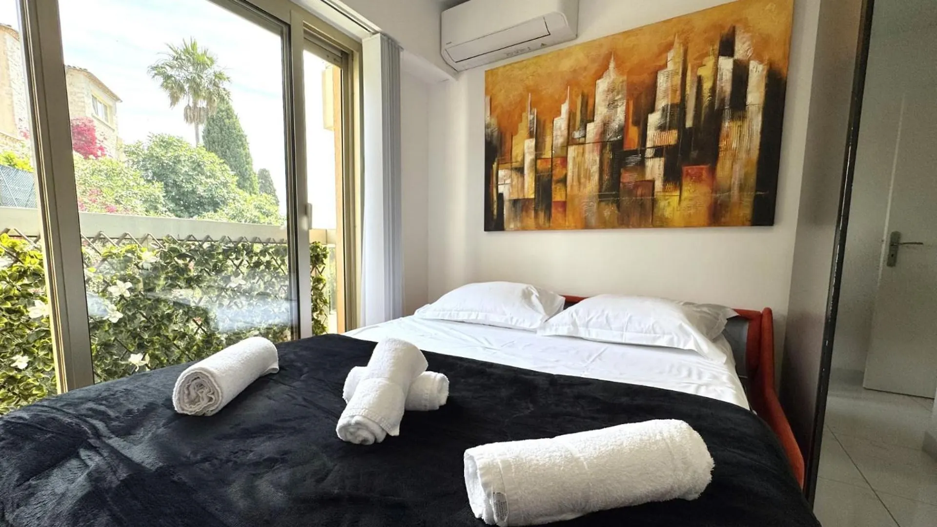 شقة Aparthotel Riviera - La Terrasse De Clairefontaine - Swimming Pool - Fabron نيس فرنسا